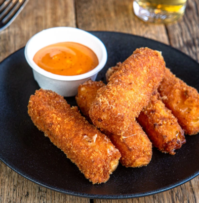 CHEESY PERI BITES